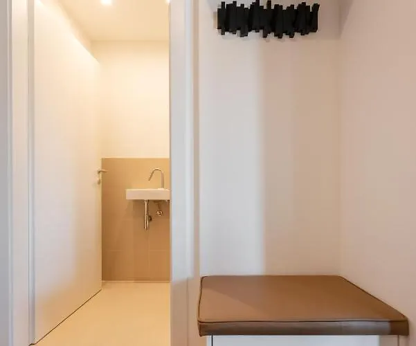 Stylisches In Zentraler Gruenruhelage Mit Garagenplatz Апартаменти *