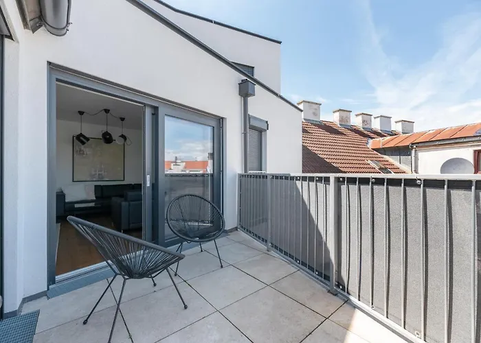 Stylisches In Zentraler Gruenruhelage Mit Garagenplatz Відень
