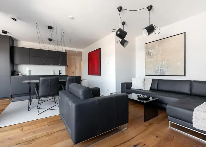 Stylisches In Zentraler Gruenruhelage Mit Garagenplatz Апартаменти